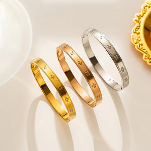 Moderate Luxury Round  18K Gold Plated Bangles